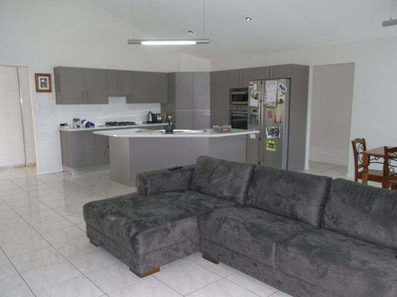 114 Sovereign Drive, Tamaree QLD 4570