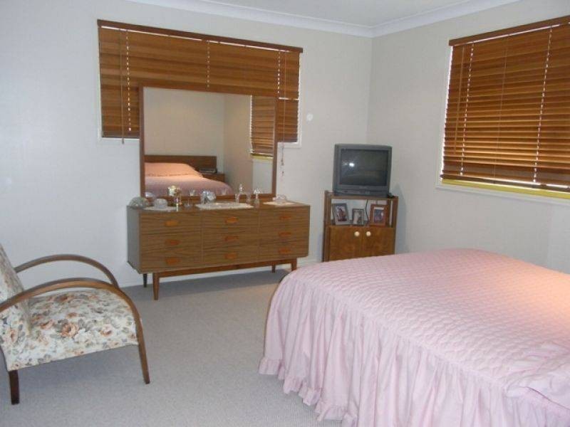 1 Greens Court, Southside QLD 4570