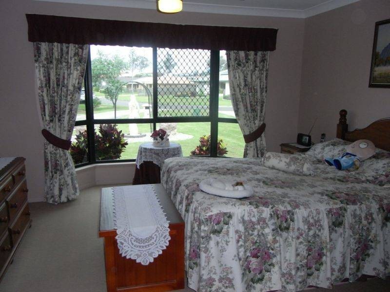 9 Castlereagh Court, Southside QLD 4570