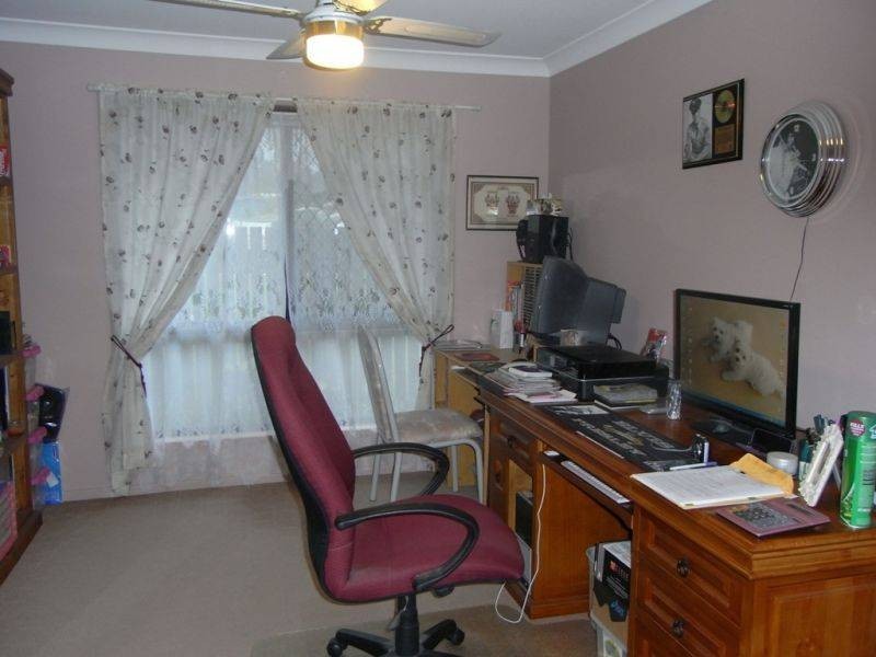 9 Castlereagh Court, Southside QLD 4570