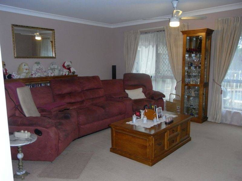 9 Castlereagh Court, Southside QLD 4570