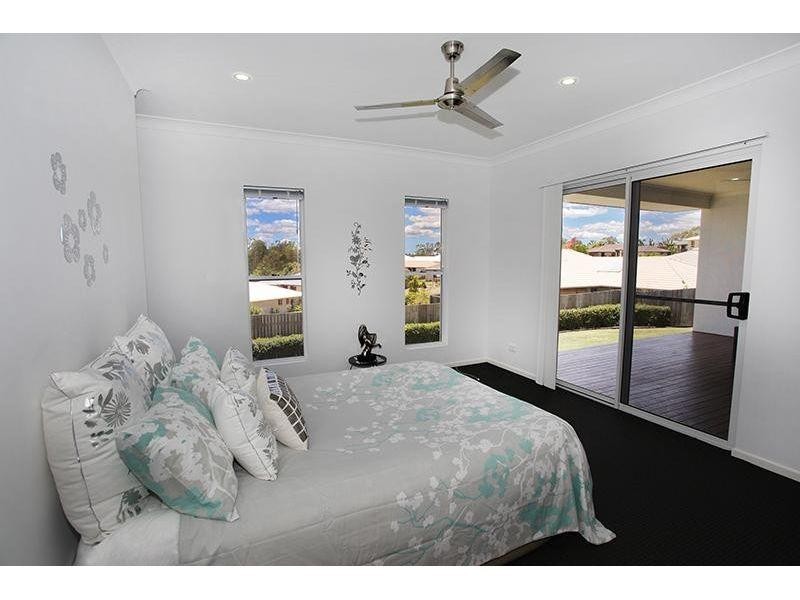 36 Hilltop Avenue, Southside QLD 4570