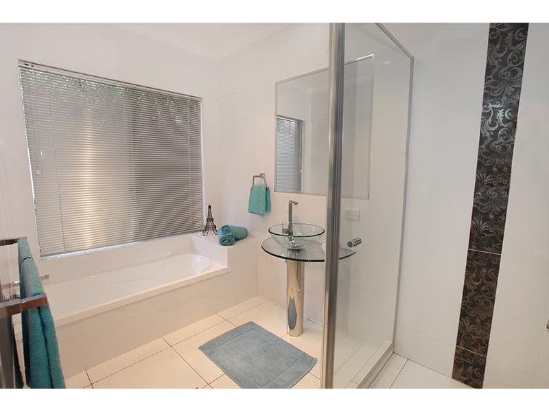 36 Hilltop Avenue, Southside QLD 4570