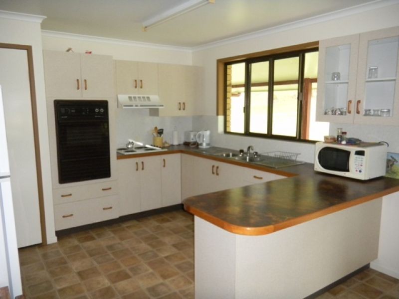 17 Zerner Road, Southside QLD 4570