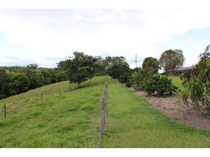 34 Tompkins Road, Veteran QLD 4570