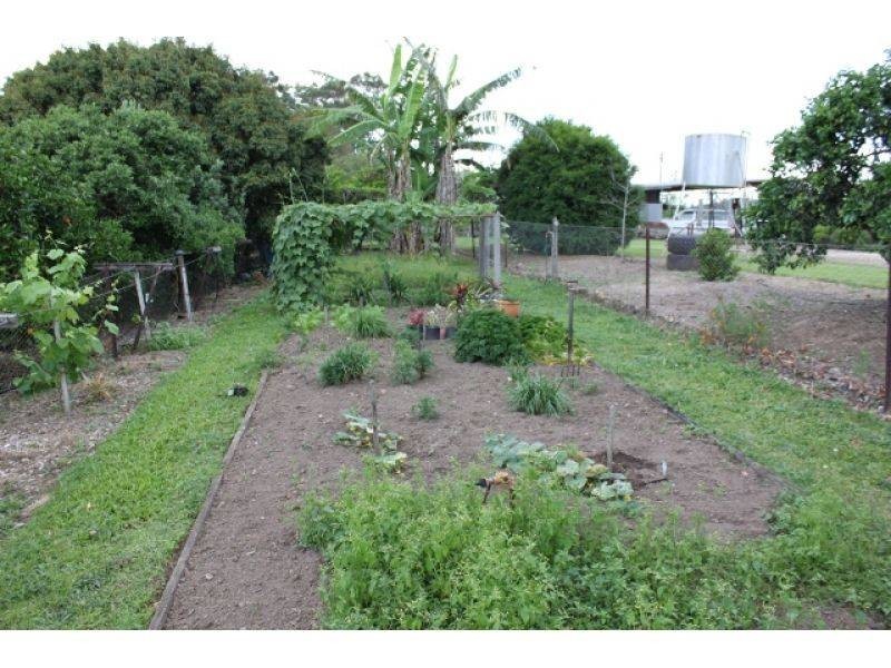 34 Tompkins Road, Veteran QLD 4570