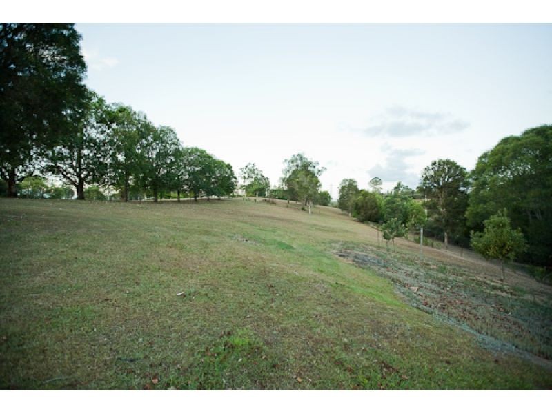 31 Annies Lane, Canina QLD 4570