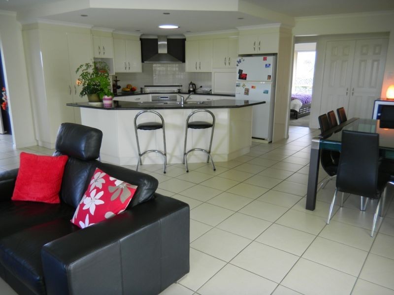 55 Gympie View Drive, Southside QLD 4570