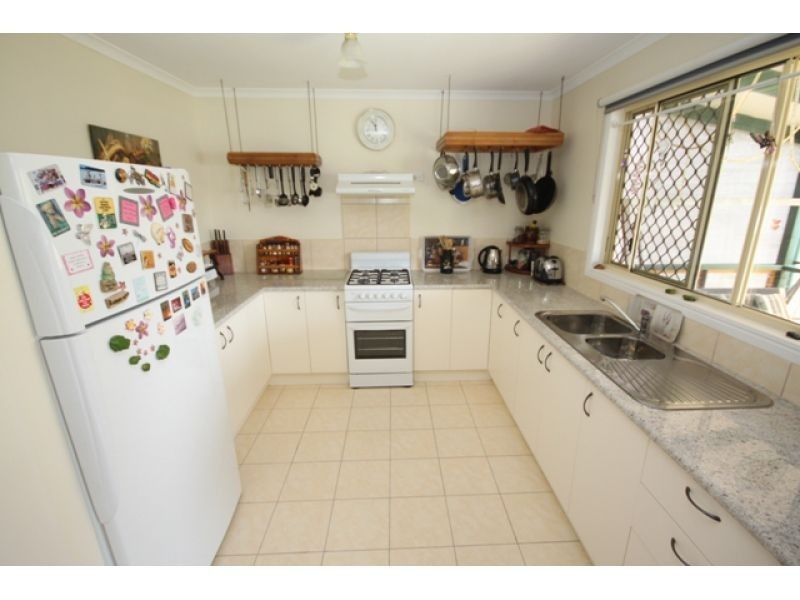 12 Regent Court, Cooloola Cove QLD 4580