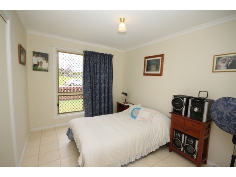 12 Regent Court, Cooloola Cove QLD 4580