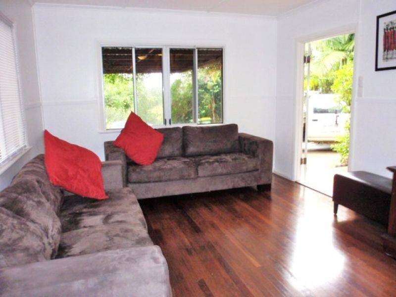 32 Bath Terrace, Gympie QLD 4570