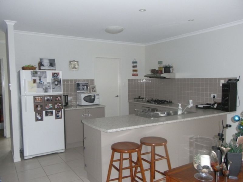 34 Bushland Drive, Southside QLD 4570