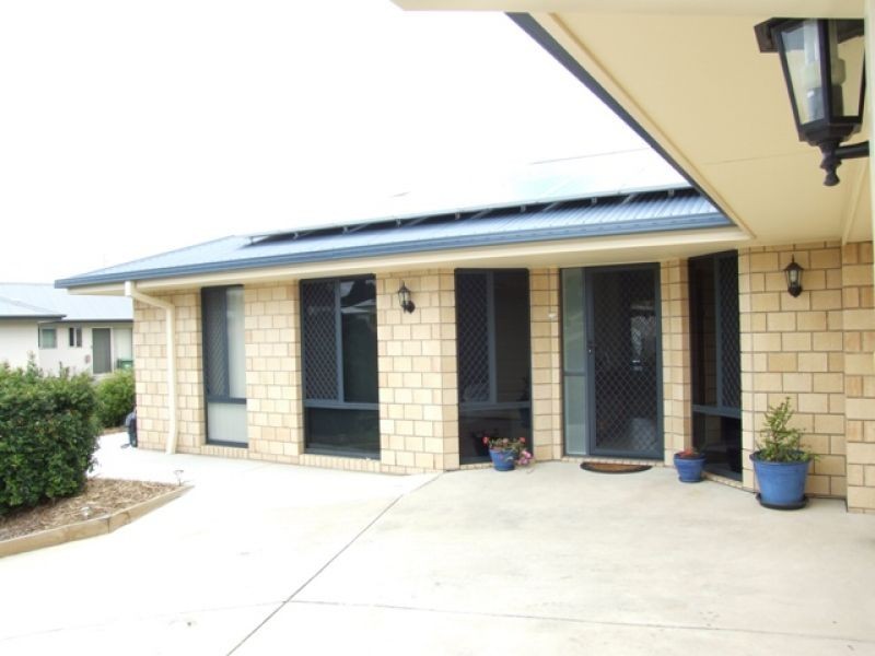 5 Moreton Court, Southside QLD 4570