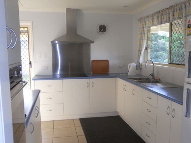 98 Anne Marie Road, Chatsworth QLD 4570