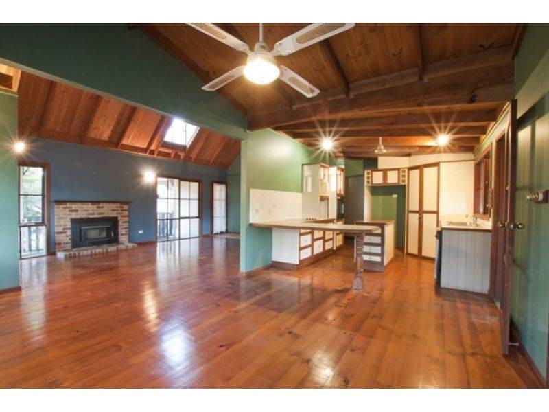 73 Rocky Ridge Road, Veteran QLD 4570