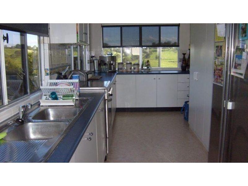 80 Offer Road, Veteran QLD 4570