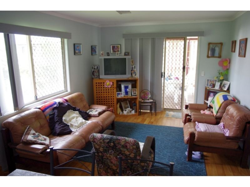 12 McMahon Road, Monkland QLD 4570