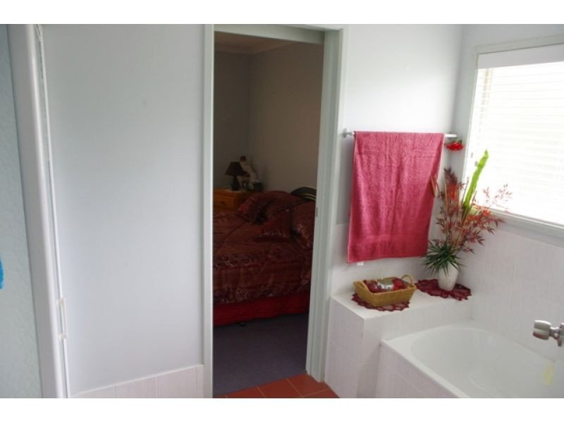 12 McMahon Road, Monkland QLD 4570