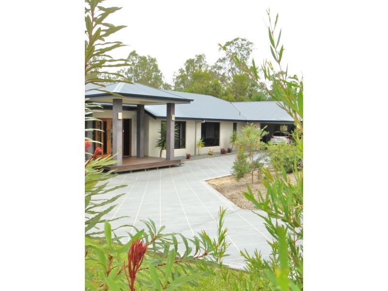 26 Emerald Drive, Southside QLD 4570