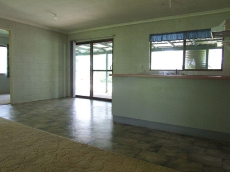 27 Van Doren Road, Southside QLD 4570