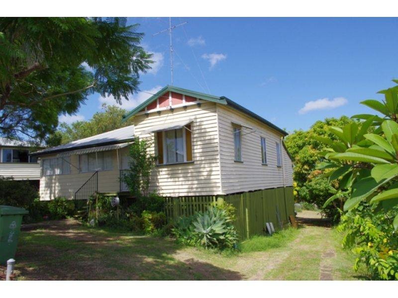 18 Stewart Terrace, Gympie QLD 4570