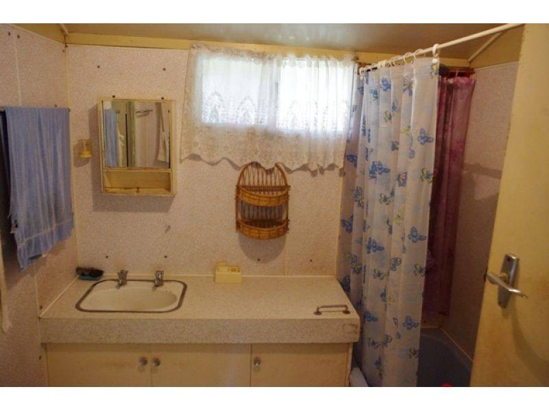 18 Stewart Terrace, Gympie QLD 4570