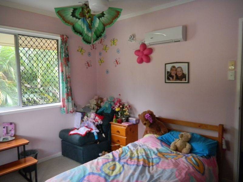 34 Watson Road, Southside QLD 4570