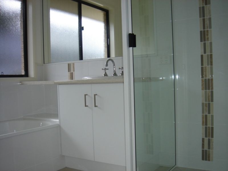 11 Parkview Close, Southside QLD 4570