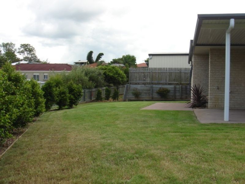 11 Parkview Close, Southside QLD 4570