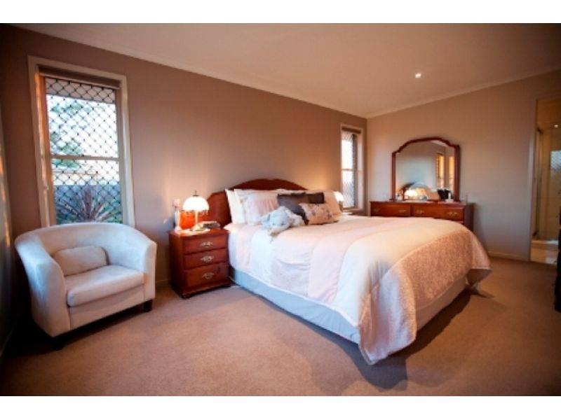 10 Rosewood Court, Southside QLD 4570