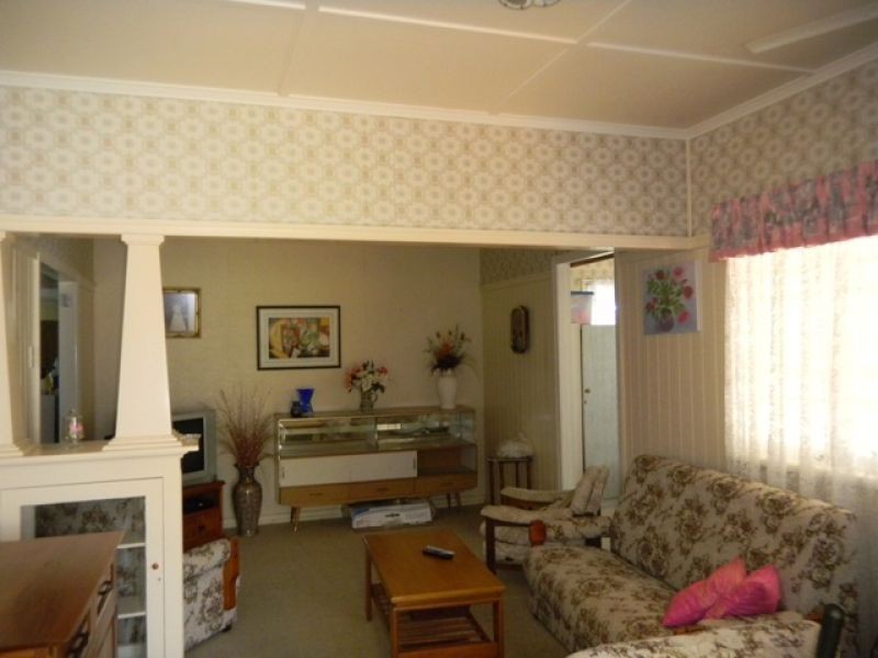 20 Carrington Avenue, Gympie QLD 4570