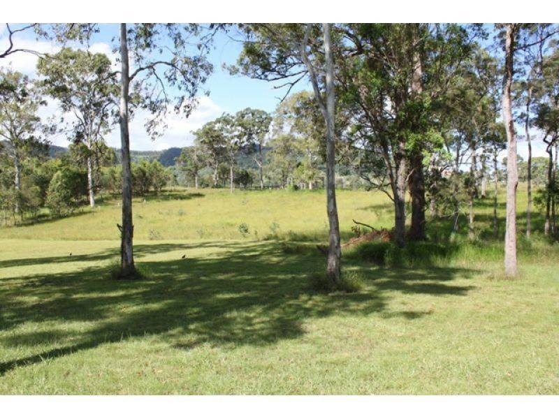 57 Bellwood Road, Tuchekoi QLD 4570