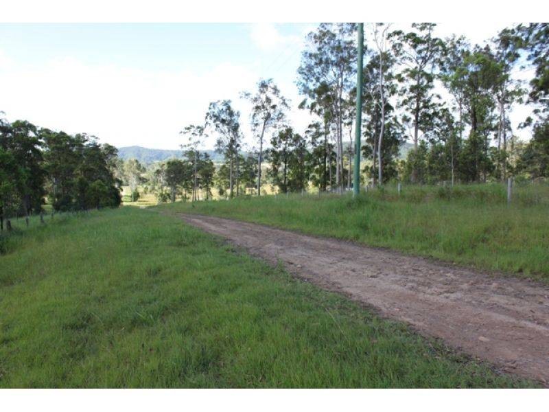 57 Bellwood Road, Tuchekoi QLD 4570