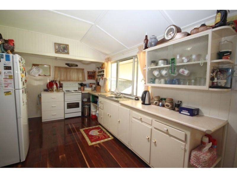 11 Tea Tree Court, The Palms QLD 4570