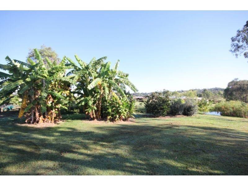 11 Tea Tree Court, The Palms QLD 4570