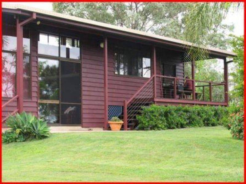 4 Smith Street, Yarraman QLD 4614