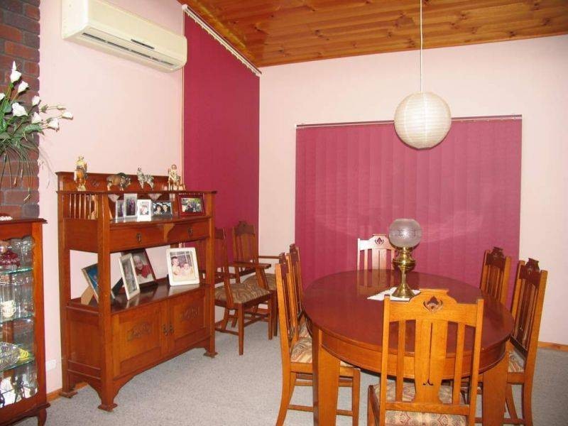 4 Smith Street, Yarraman QLD 4614