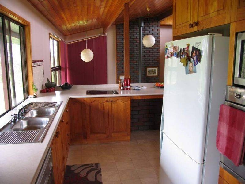 4 Smith Street, Yarraman QLD 4614