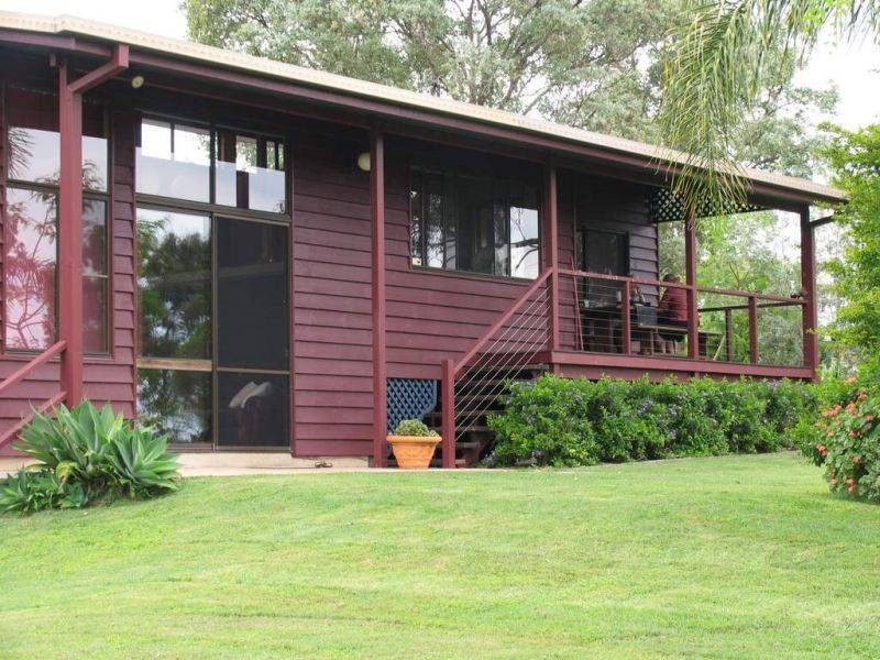 4 Smith Street, Yarraman QLD 4614