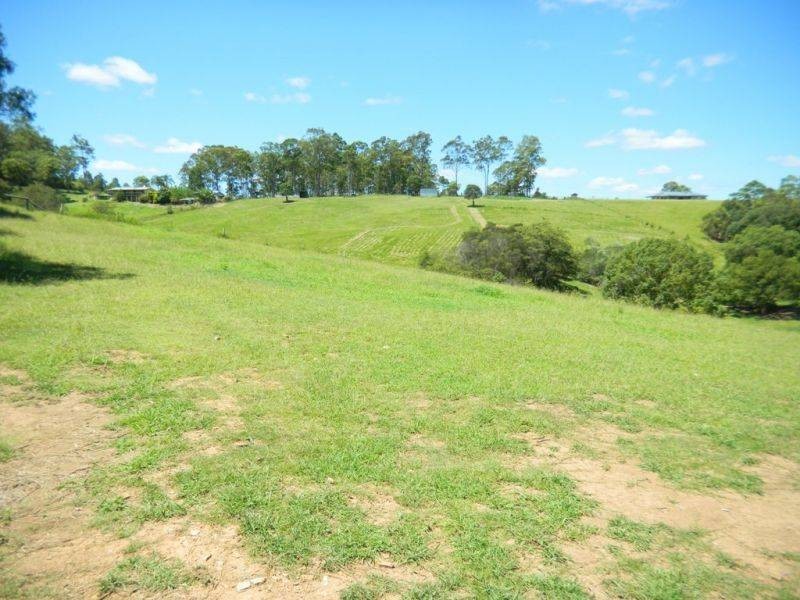 6 MacPherson Road, Veteran QLD 4570