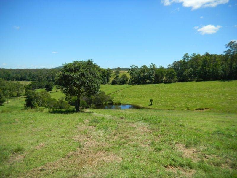 6 MacPherson Road, Veteran QLD 4570