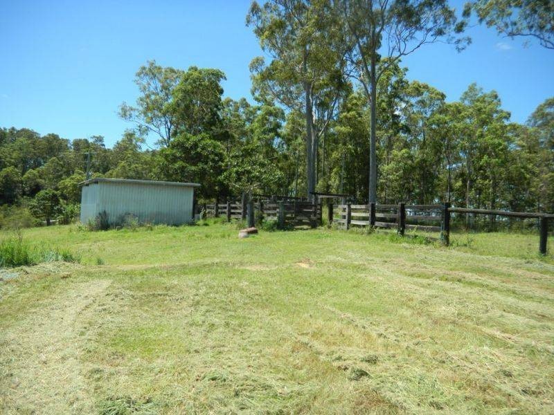 6 MacPherson Road, Veteran QLD 4570