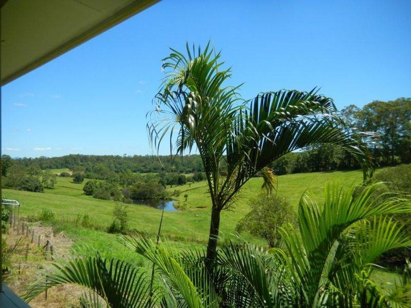 6 MacPherson Road, Veteran QLD 4570