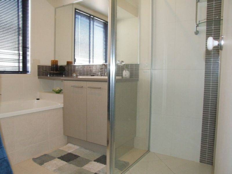 30 Glen Eden Drive, Gympie QLD 4570