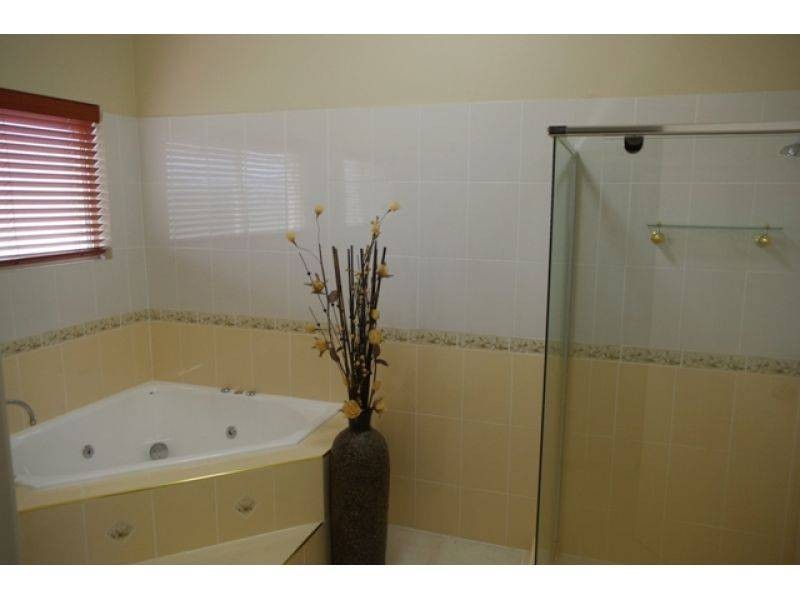 29 Gympie Connection Road, Victory Heights QLD 4570