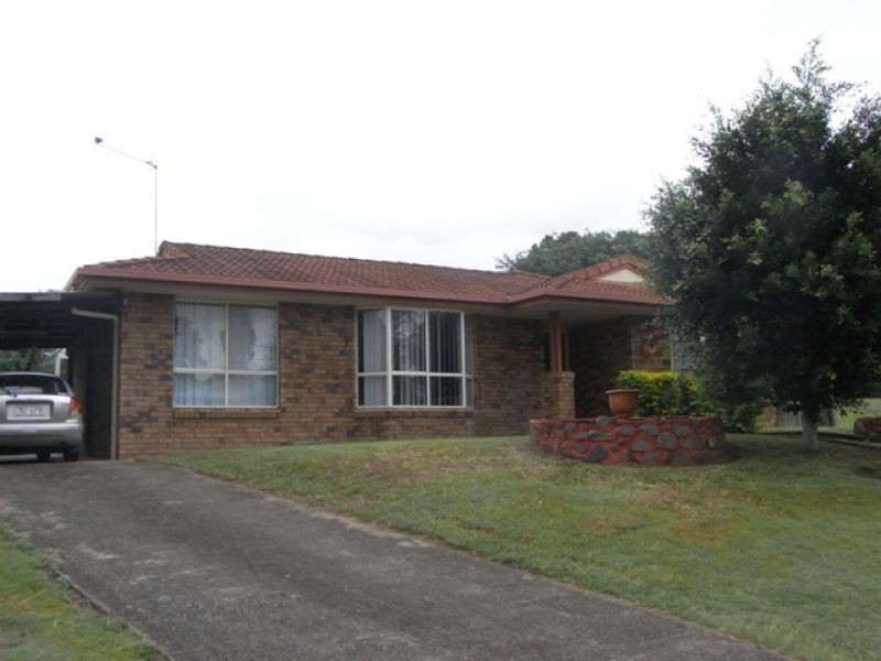 3 Fossickers Court, Southside QLD 4570