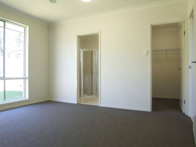 8 Ridgeview Drive, Gympie QLD 4570