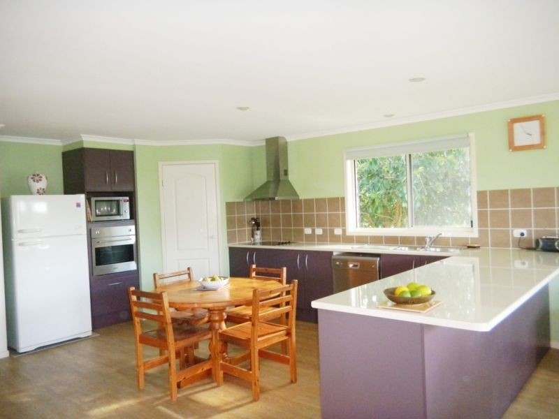 10 Sturgess Road, Pie Creek QLD 4570