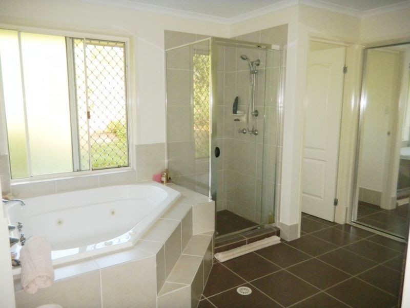 10 Sturgess Road, Pie Creek QLD 4570