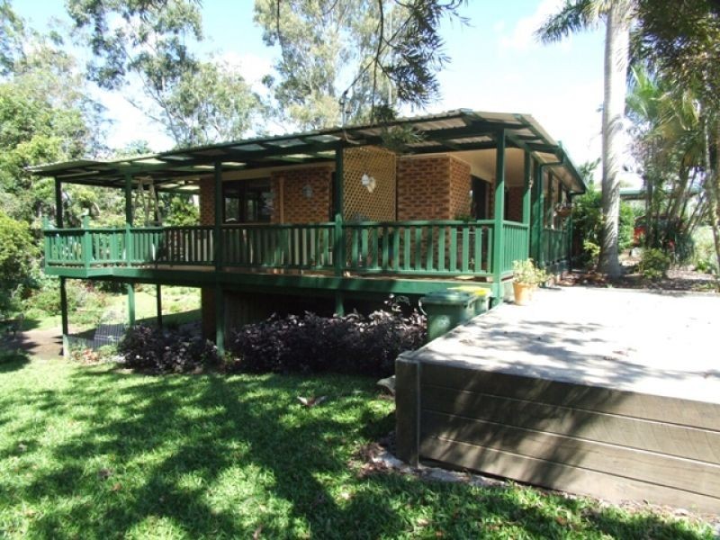 99 Groundwater Road, Southside QLD 4570